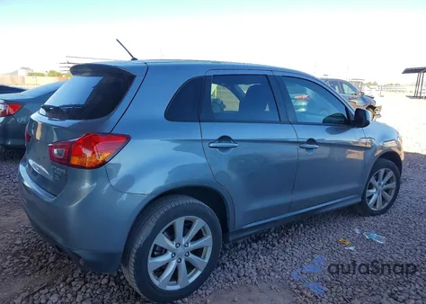 2015 Mitsubishi Outlander Sport Es z USA, uszkodzony, nr VIN 4A4AP3AW8FE047026